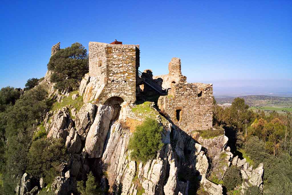 El Castillo de Mirabel